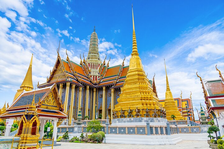 The Grand Palace and The Emerald Buddha Temple