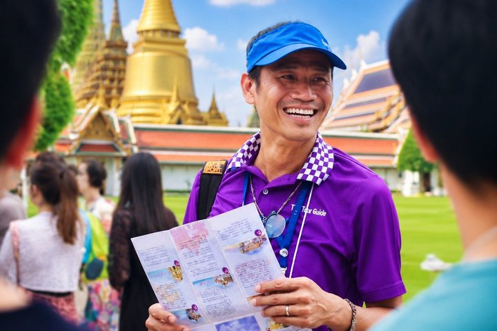 Thai Tour Guide: PRIVATE Highlight of Bangkok + Simple Thai Lunch - Photo 1 of 25