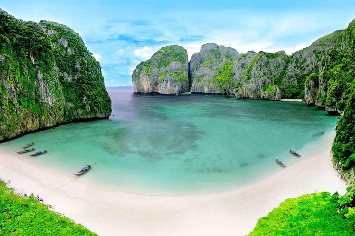 Full Day Phi Phi Island by Speedboat