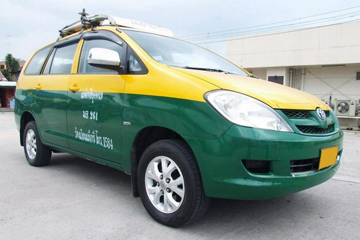 Effortlessly glide from Don Mueang Airport to your hotel in Hua Hin enjoying a hassle-free journey at affordable rates with dedicated support available around the clock.