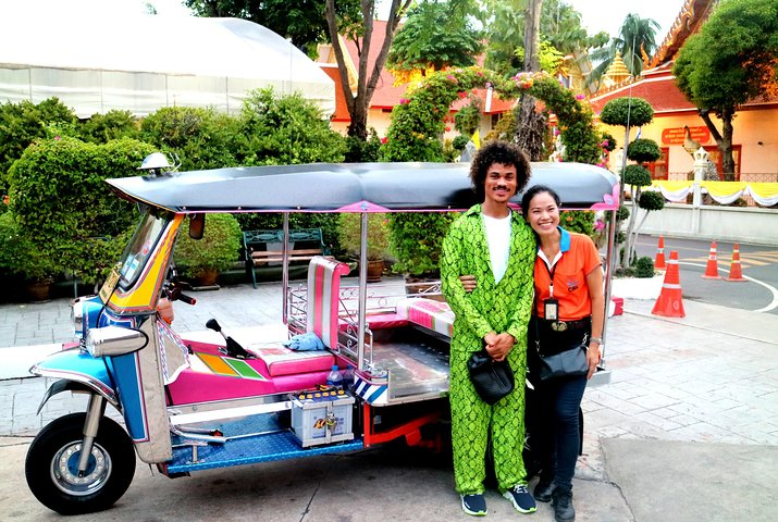 Experience the charm of Bangkok as you explore iconic landmarks in a colorful Tuk Tuk savor authentic Pad Thai and immerse in the lively streets of Chinatown. Perfect for adventure seekers!