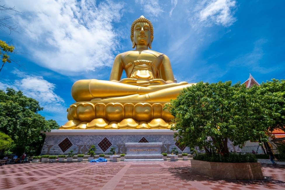 Discover the grandeur of Bangkok's historic landmarks where majestic sculptures tell stories of culture and tradition inviting travelers to immerse in a rich tapestry of history.