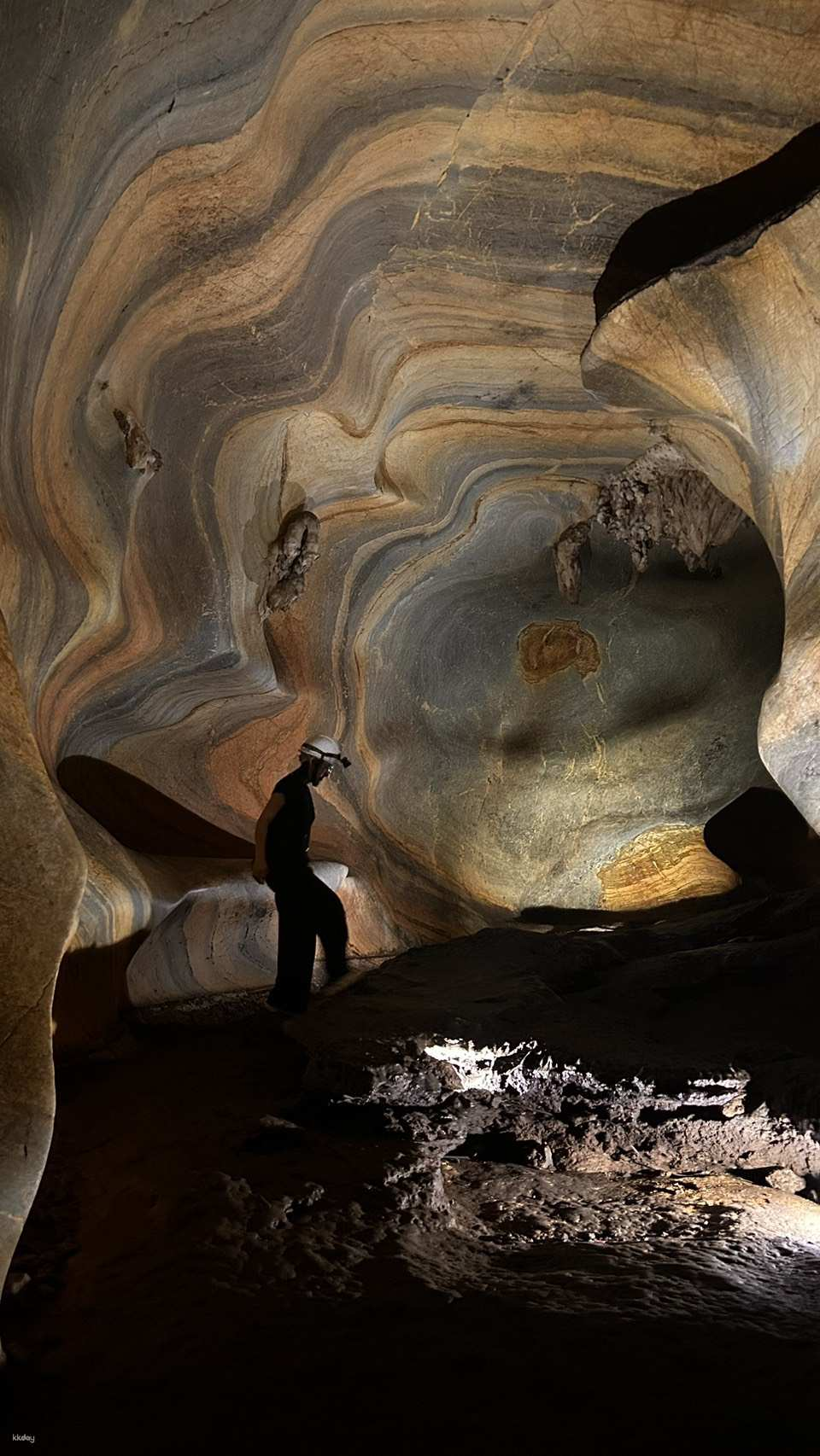 UNSEEN Thailand: The Breathtaking Rainbow Cave | Chiang Mai - Photo 1 of 8