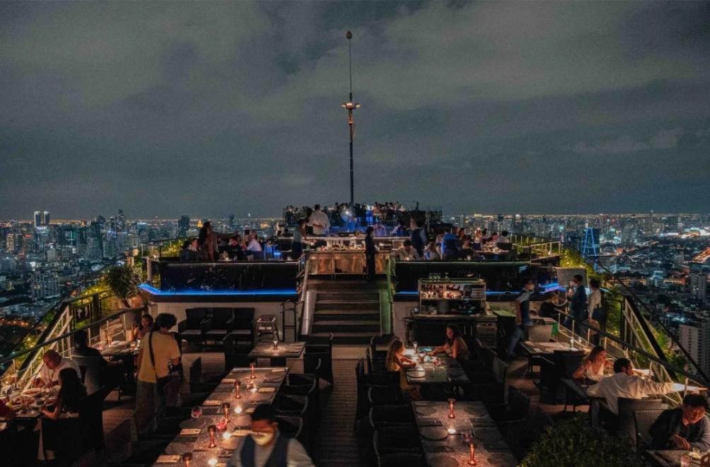 Savor exquisite dining under the stars at Vertigo where Bangkok’s skyline provides a breathtaking backdrop enhancing your culinary journey with top-notch seafood and steak creations.