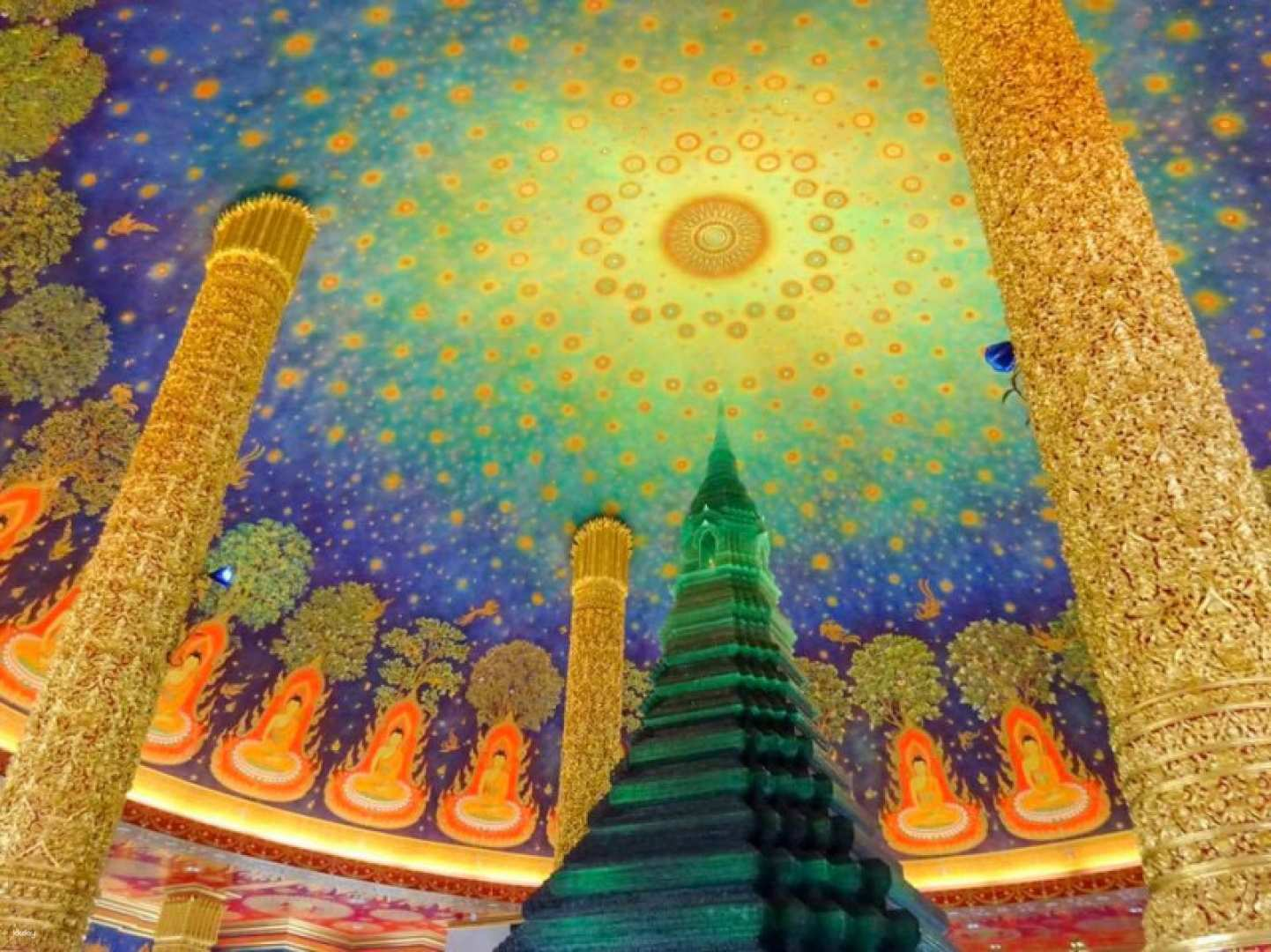 Experience the stunning artistry of Bangkok's temples with intricate designs and rich colors making every moment unforgettable on this city sightseeing tour. Perfect for capturing memorable travel photos.