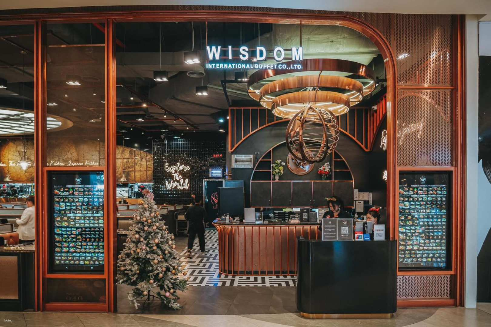 Step into Wisdom International Buffet at The Promenade where diverse culinary masterpieces from across the globe await all in an inviting setting that enhances your dining experience.