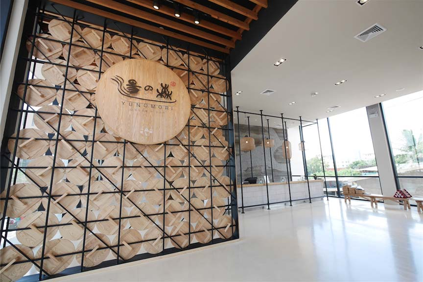 Experience the serene fusion of Japanese onsen bathing and traditional Thai massage creating a haven for relaxation and rejuvenation at Yunomori Onsen & Spa in Pattaya.