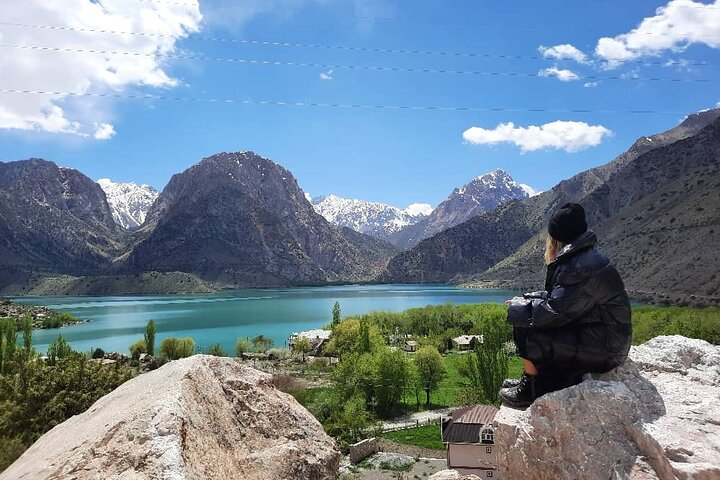 ISKANDARKUL - Live Legend, One-day tour - Photo 1 of 11