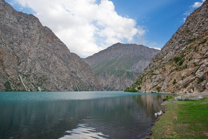 Seven Lakes, private Two-Day Trekking - Photo 1 of 11