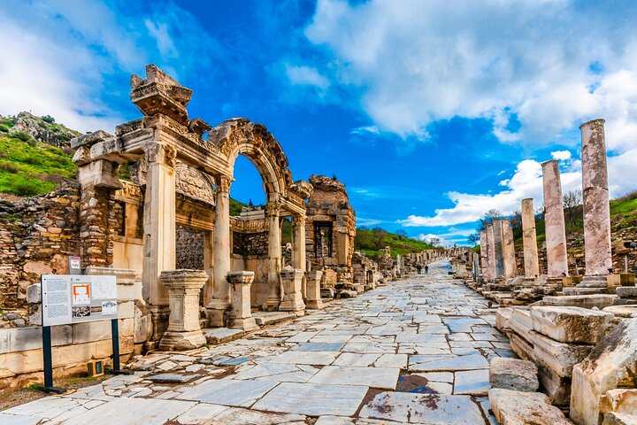 Kusadasi Port PRIVATE EPHESUS TOUR (fixed price 1 to 15 people)  - Photo 1 of 8