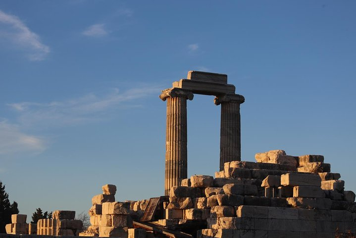 3 Days Private Pamukkale & Miletos & Didyma & Priene & Apollon & Ephesus Tour - Photo 1 of 11