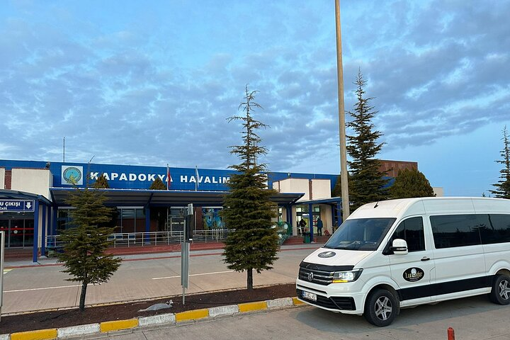Airport shuttle from/to Cappadocia Hotels and Kayseri Airport - Photo 1 of 10