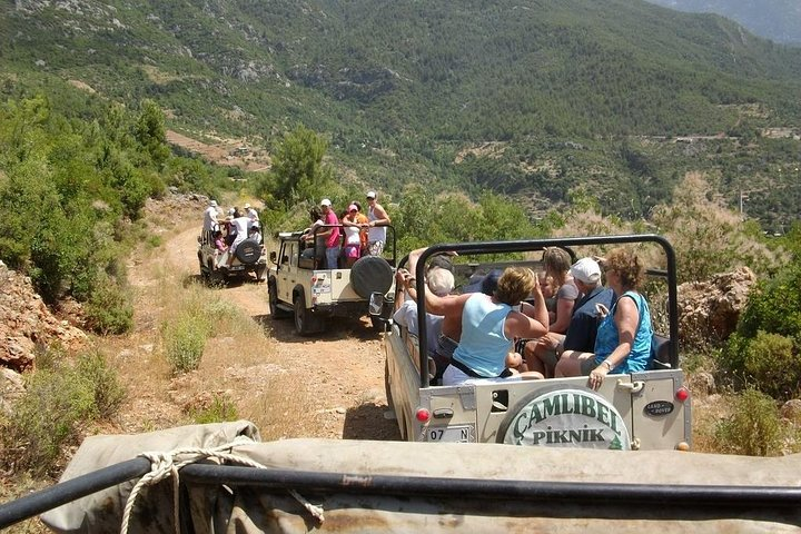 Jeep Safari from Side on Taurus Mountains
