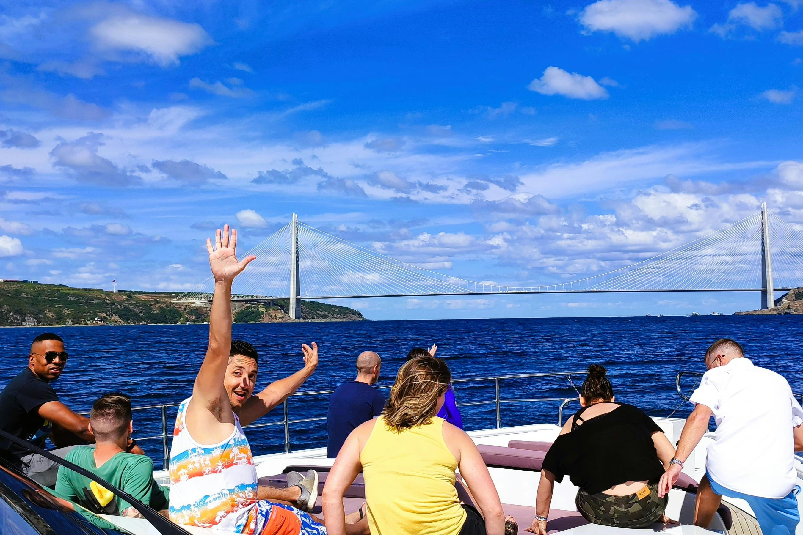 Istanbul: Bosphorus & Black Sea Sightseeing Cruise with Lunch - Photo 1 of 22