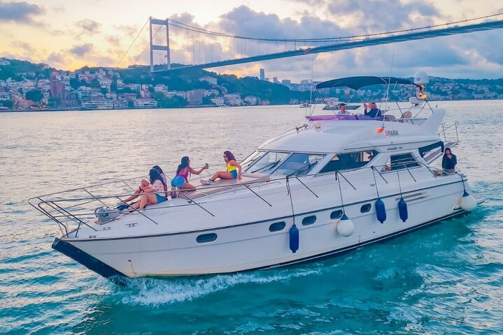 Bosphorus Cruise with 14m Yacht for Private Groups - Photo 1 of 10