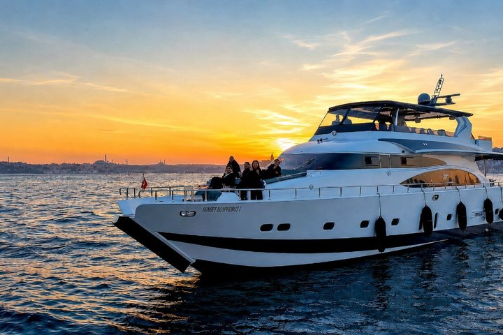 Istanbul Bosphorus Sunset Luxury Yacht Cruise with Snacks - Photo 1 of 25