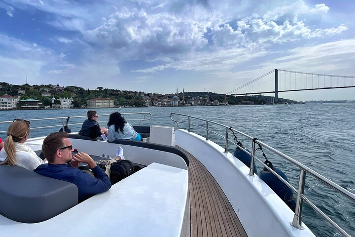 Luxury Bosphorus Yacht Cruise - Stopover in Asian Side - Photo 1 of 25