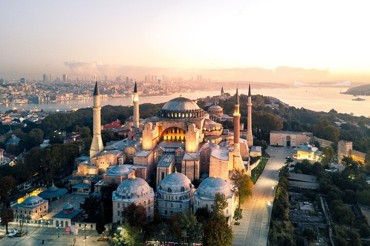 Hagia Sophia,Blue Mosque;Topkapı Palace, Hippodrome