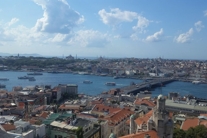 Guia Privado En Español - Photo 1 of 7