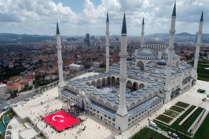 Guided Byzantine & Bosphorus Tour with Transfer In Istanbul - Photo 1 of 13