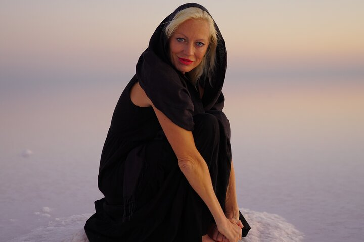 Private Salt Lake Sunset Tour with Photos & Snacks - Photo 1 of 15