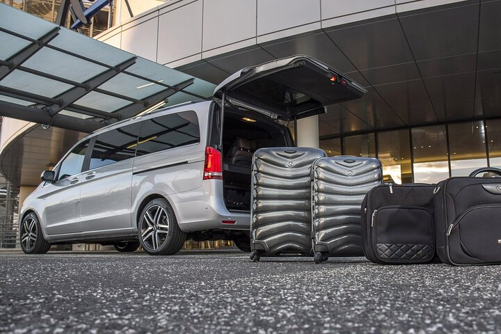 Istanbul Airport Private Transfer  - Photo 1 of 7