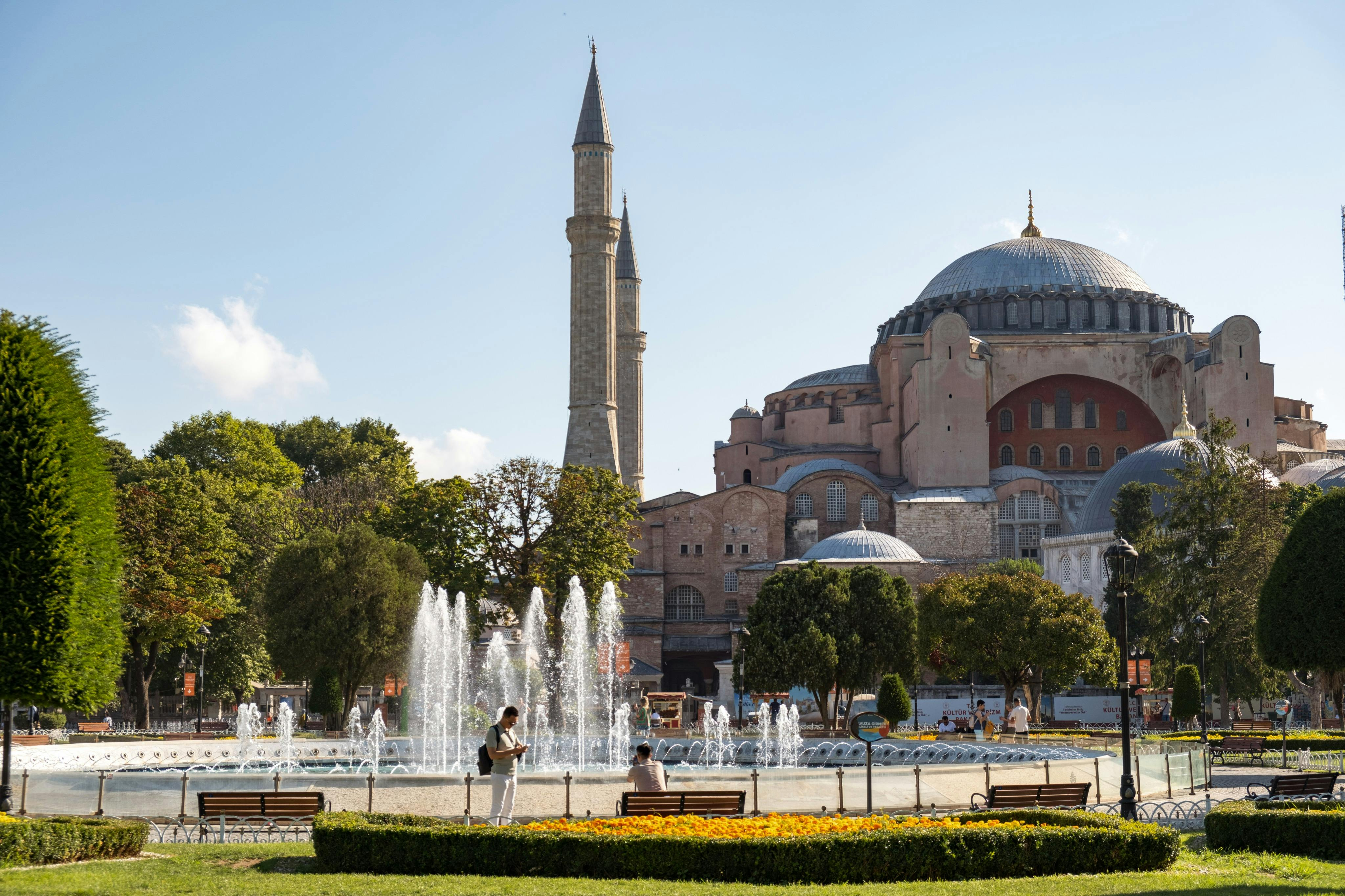 Blue Mosque & Hagia Sophia: Entry Ticket + Guided Tour - Photo 1 of 24