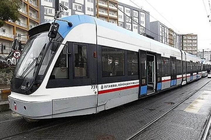 PRIVATE Fully Guided Tour with TRAM, the fastest transportation - Photo 1 of 13