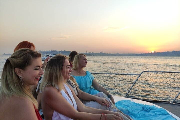istanbul sunset cruise