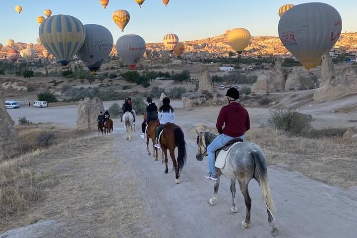 Magical horse ride with balloon in Cappadocia - Photo 1 of 8