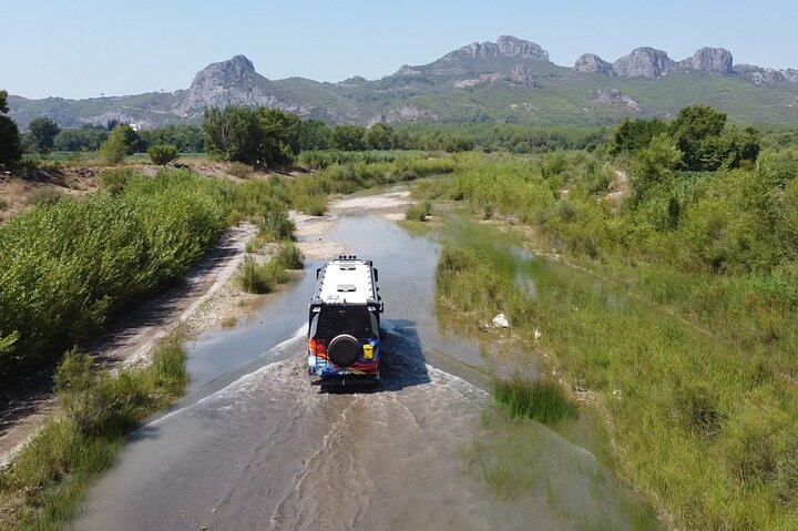Monster Truck and Utv with rafting in Koprulu Park from Side - Photo 1 of 17