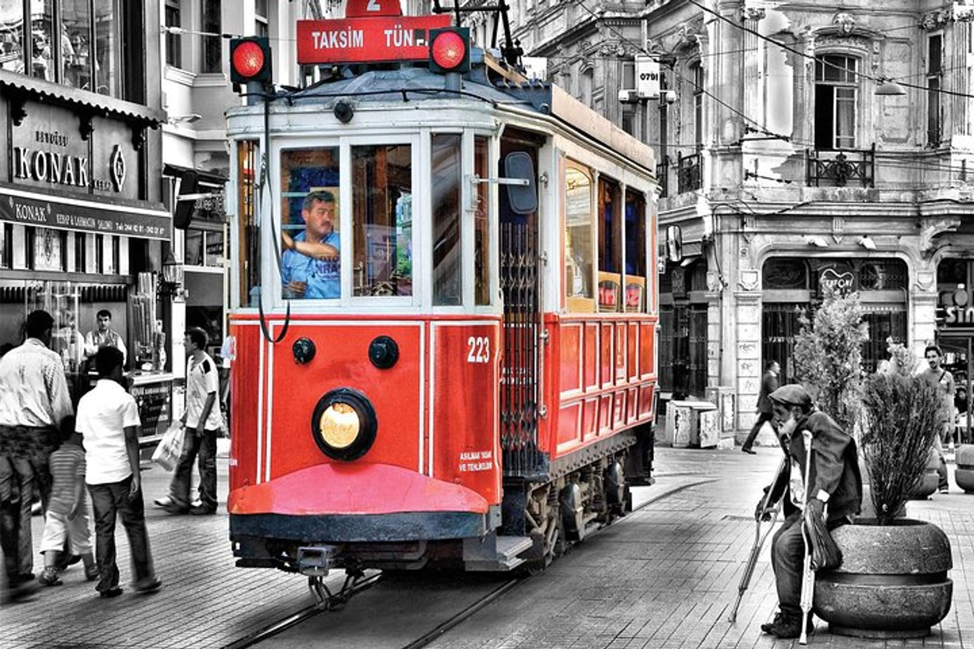 Orient Express Walking Tour in Istanbul | Pelago