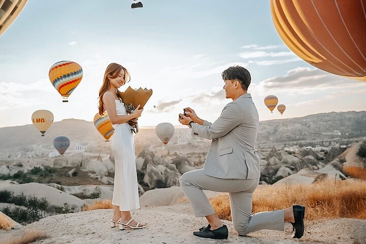 Turkish Proposal Cappadocia wedding proposal | Honestweddingadvice.com
