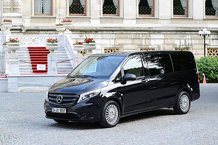 Explore Istanbul in comfort with a private car hire featuring knowledgeable drivers and fully equipped vehicles. Perfect for shopping trips meetings and sightseeing adventures throughout the city.