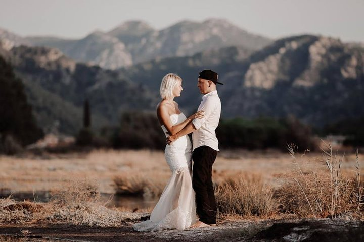 Private Photo Session with a Local Photographer in Hisaronu - Photo 1 of 10