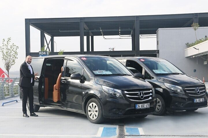 Private Transfer to Istanbul Airport from Fatih,Besiktas,Beyoglu - Photo 1 of 7