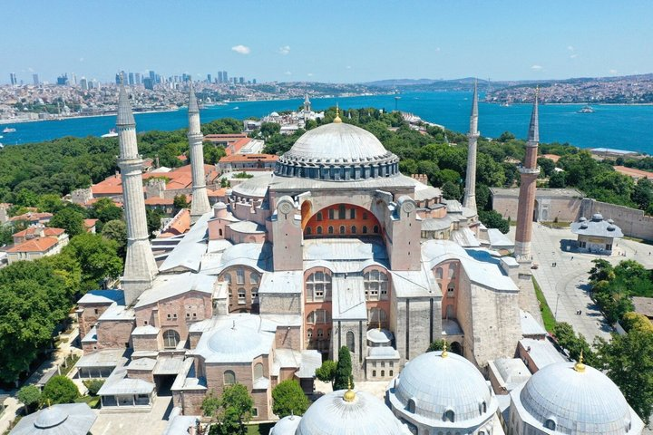 PREMIUM Istanbul Old City Tour: Expert-Led Experience - Photo 1 of 9