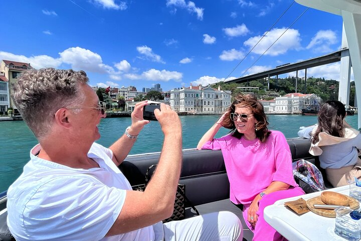 Velena Travel Bosphorus Yacht Cruise