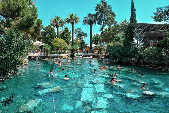 Cleopatra's pool-pamukkale