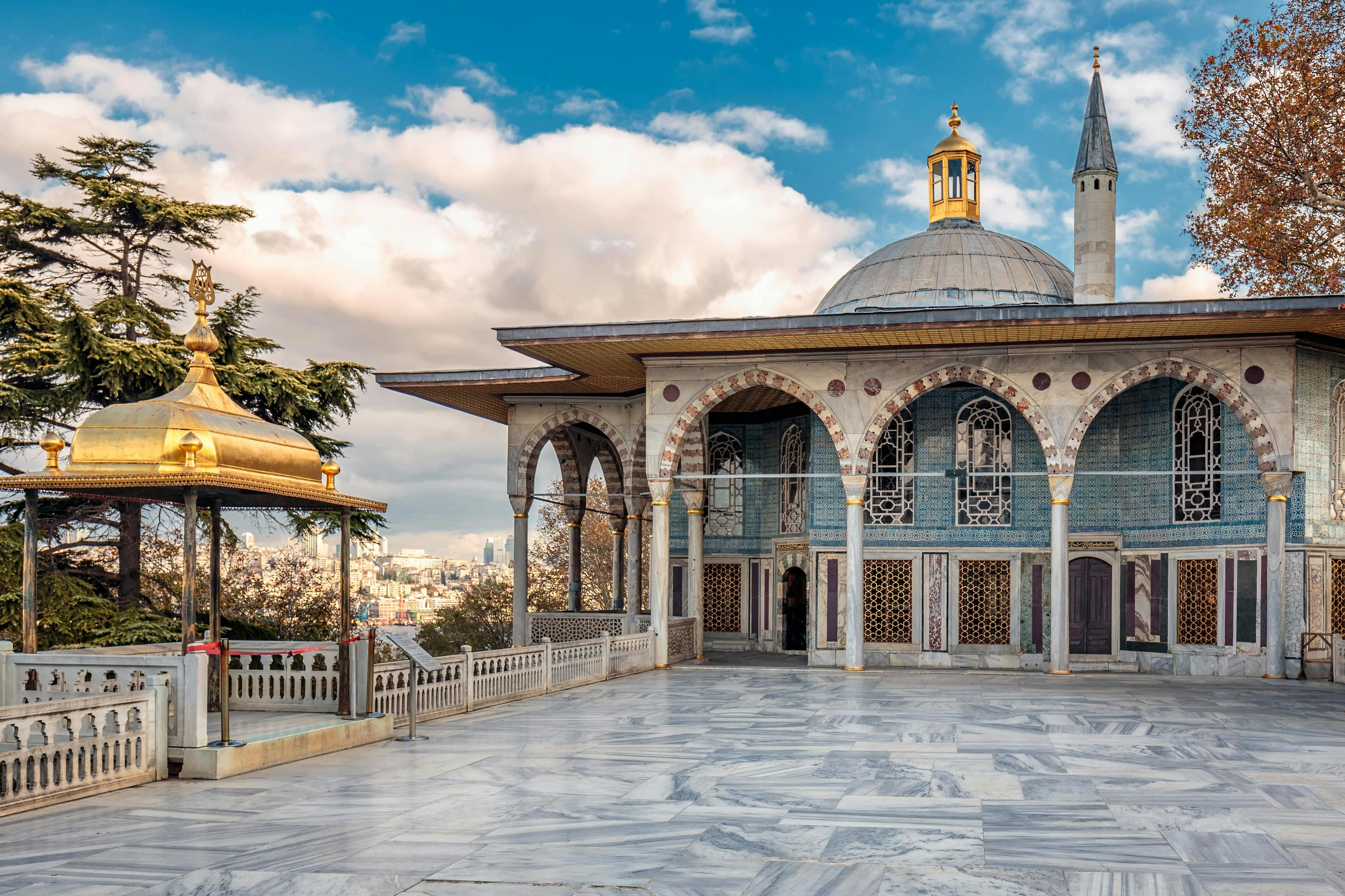 Topkapı Palace Museum: Guided Tour with Harem Section - Photo 1 of 11