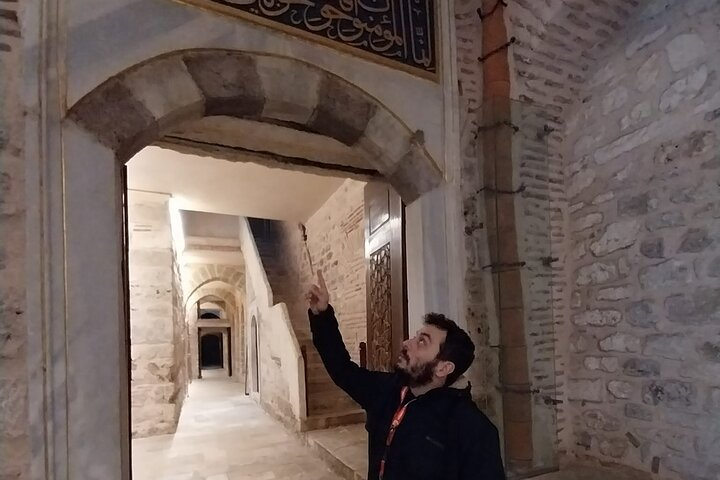 Topkapi Palace with Harem Walking Tour with Guide - Photo 1 of 9