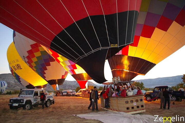 Unrise Cappadocia Hot Air Balloon First Flight-Hotel Transfer - Photo 1 of 11