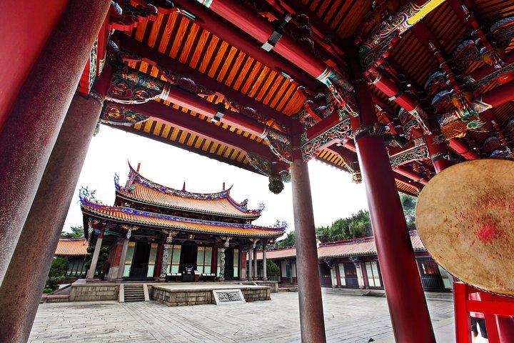 Private Car: 8-Hour Custom Taipei City Exploration Tour - Photo 1 of 15