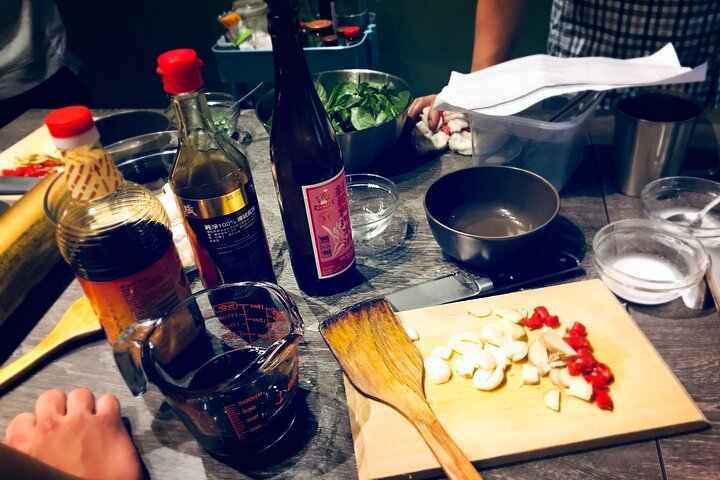 Cooking Class (Photo Credit: Make My Day Cooking Lab)