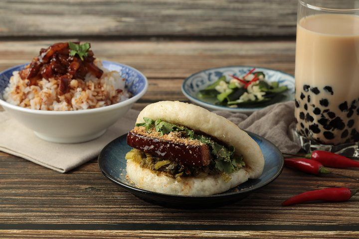 Experience the joy of crafting traditional Taiwanese delights like Gua Bao Lu Rou Fan and Boba Tea where every bite is a taste of local culture and culinary artistry.
