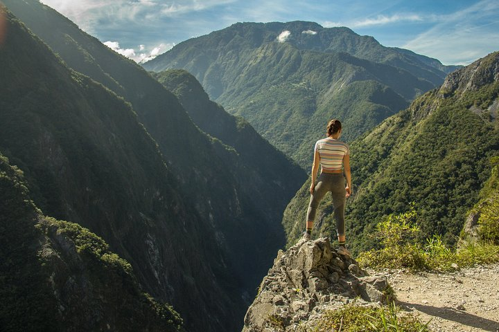 Taroko Zhuilu Old Trail (Group of 4ppl, no shuttle included.) - Photo 1 of 8