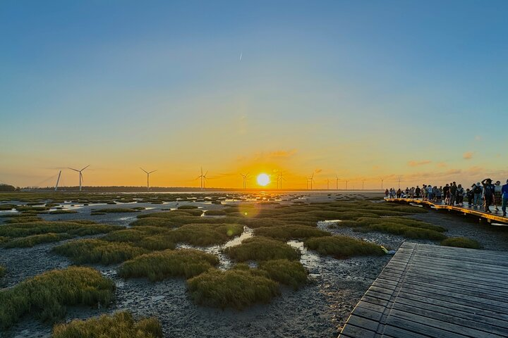 Gaomei Wetlands, Rainbow Village, Miyahara & Zhongshe from Taipei - Photo 1 of 10