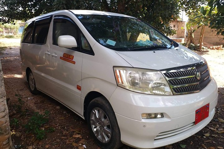 Our super car For airport Transfers 
6 passenger 