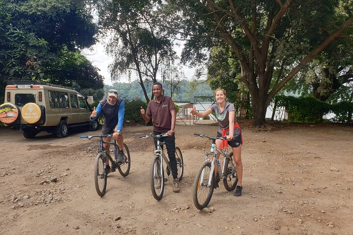 Mountain Bike Tour of the Foothills of Mount Meru - Photo 1 of 14