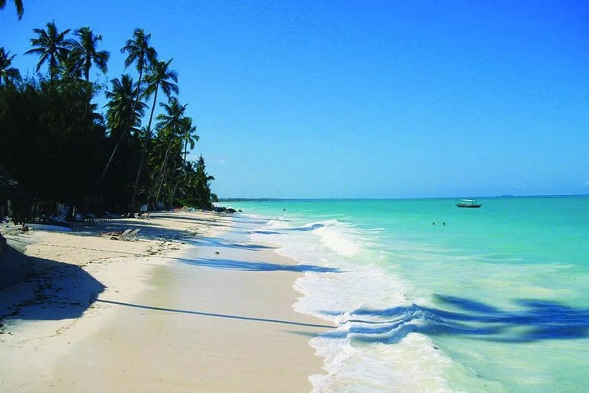 Zanzibar: Customisable Private Tour of Island with Guide & Driver